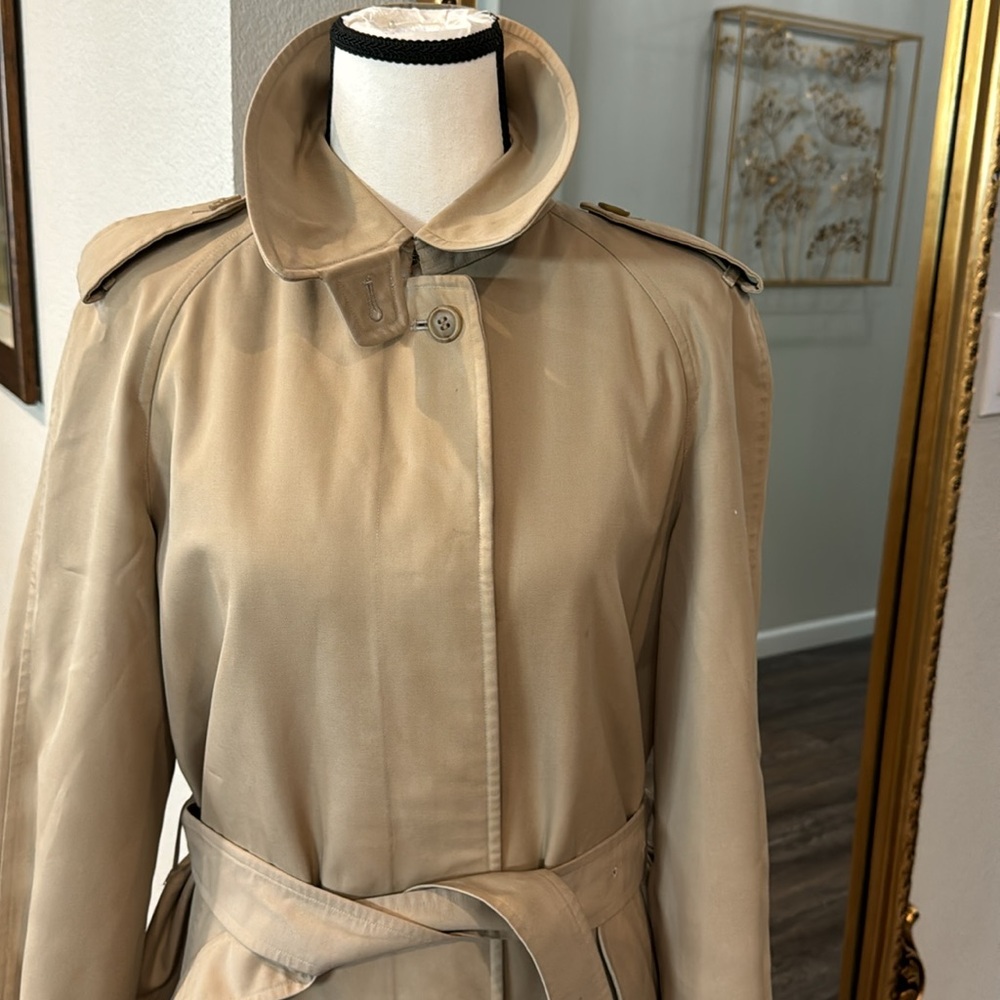 Burberry Tan Trench Coat - Picture 6 of 16